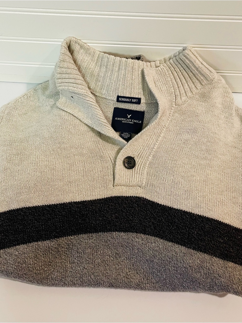 American Eagle Men's Med Gray Color Block 1/4 Button Henley Sweater Pullover